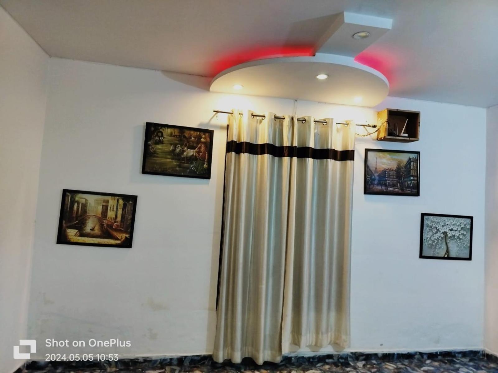 Hotel Janvi Palace Delhi Zewnętrze zdjęcie